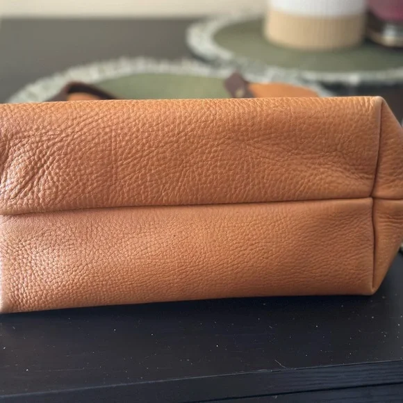 Portland Leather DUNE medium classic tote - Picture 4 of 6